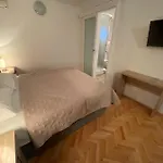 Apartman Diana And Starigrad-Paklenica