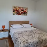 Apartman Diana And