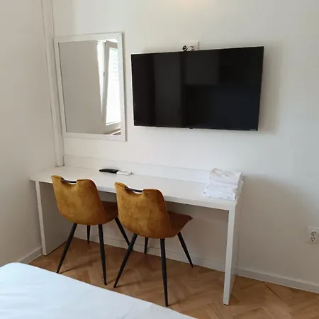 Apartamento Diana And Starigrad Paklenica