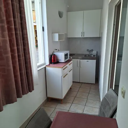 Diana And Apartamento *