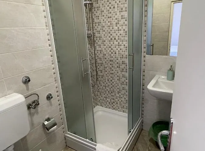 Diana Rooms&apartments *