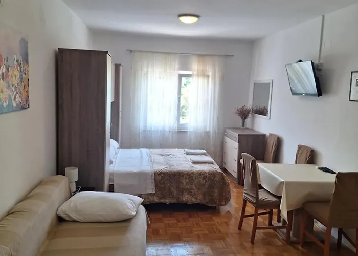Apartamento Diana Rooms&apartments