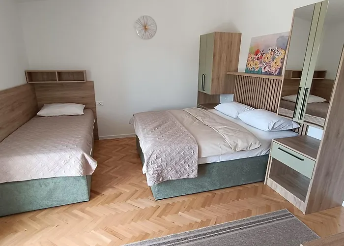 Diana Rooms&apartments Starigrad Paklenica