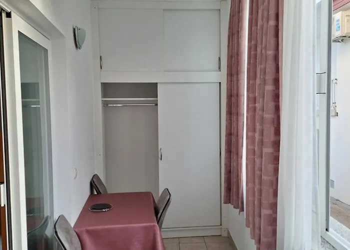 Diana Rooms&apartments *