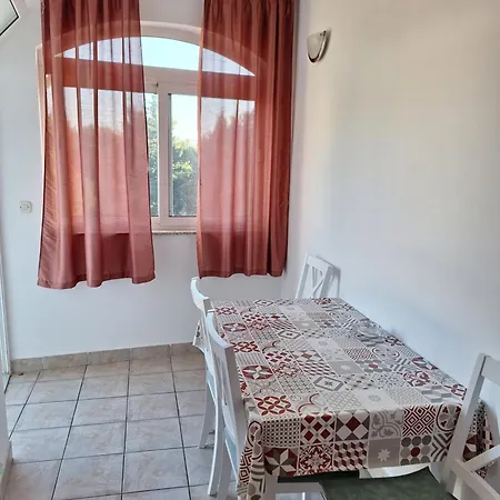 Διαμέρισμα Diana And